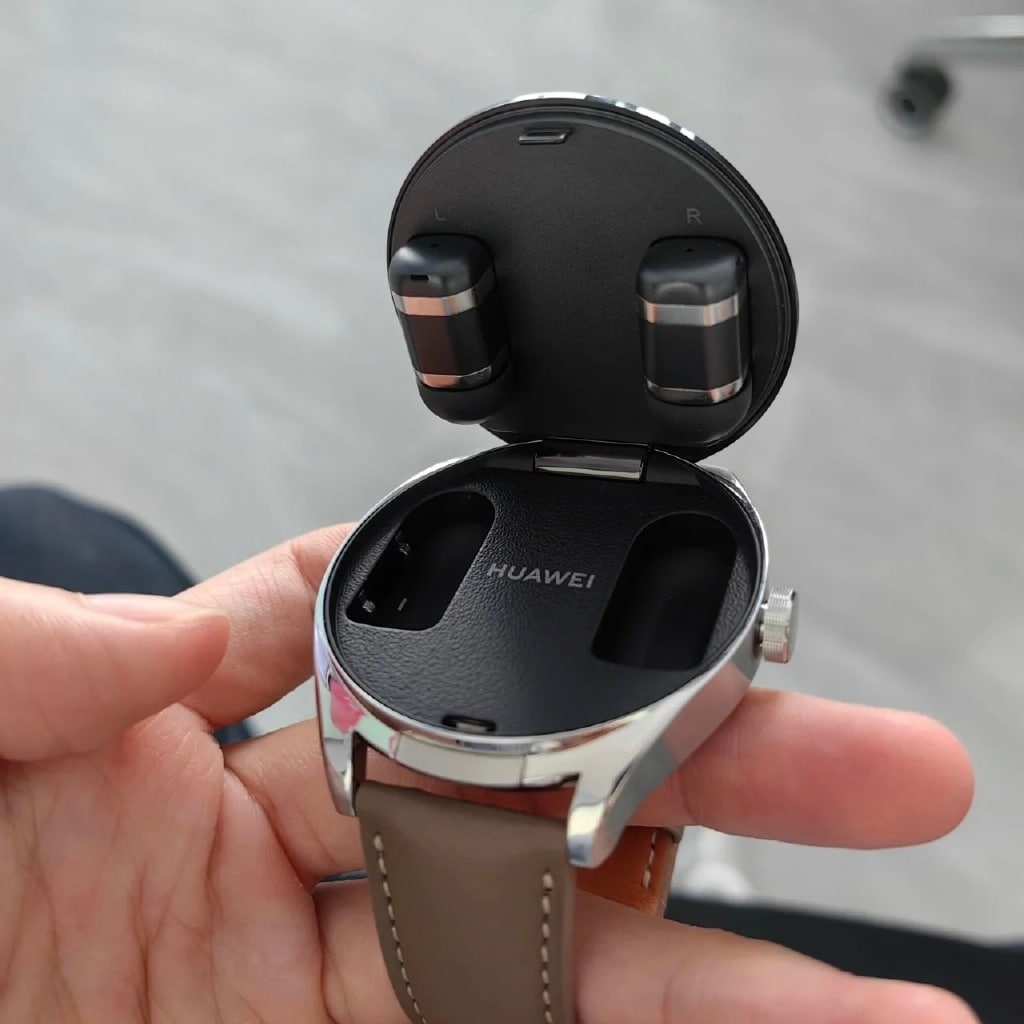 Huawei Watch Buds pics