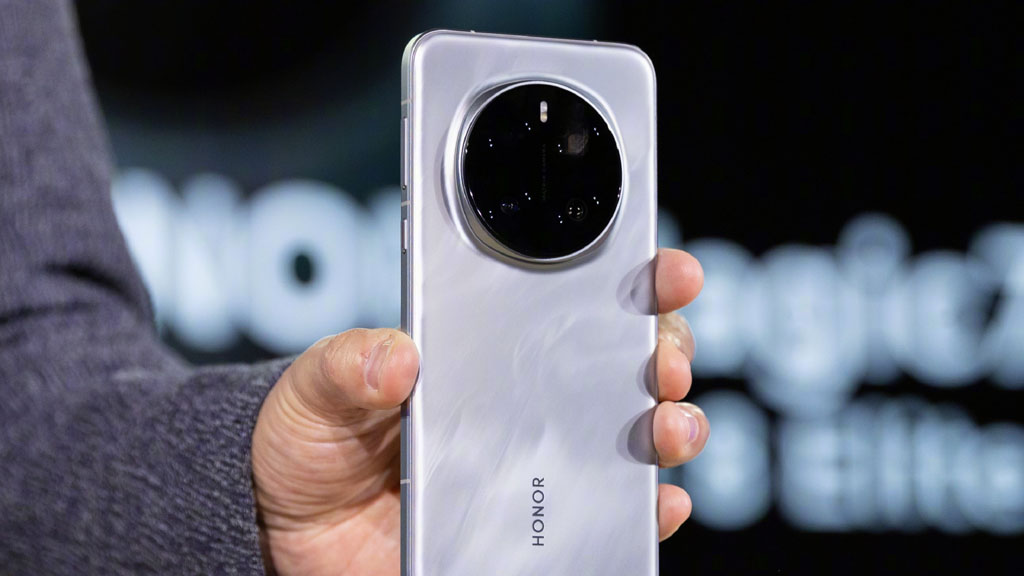 Honor Magic 7 AI eagle eye camera